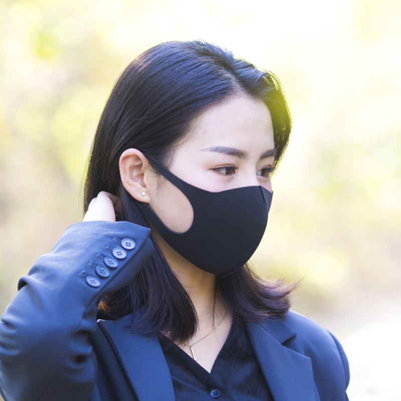 全自動(dòng)海綿口罩機(jī)HD-0531 全自動(dòng)海綿口罩機(jī)HD-0531