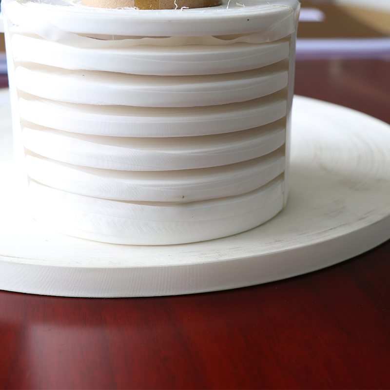 全自動網紗布分條機HD-1124 全自動網紗布分條機HD-1124