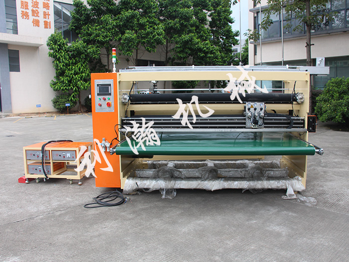 <a href='http://www.bu29.cn/xingyewenzhang/992.html' target='1' style='font-size:14px; font-weight:bold; color:#ff0000;'>超聲波分條機(jī)</a>